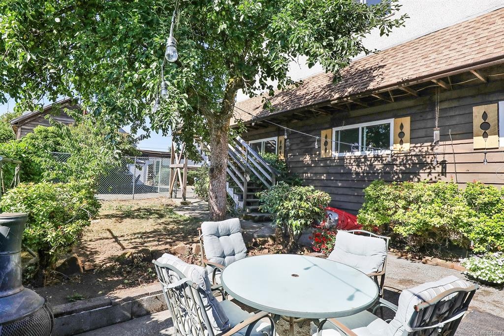 2780 Dunsmuir Avenue, Cumberland, BC, V0R 1S0 - 36