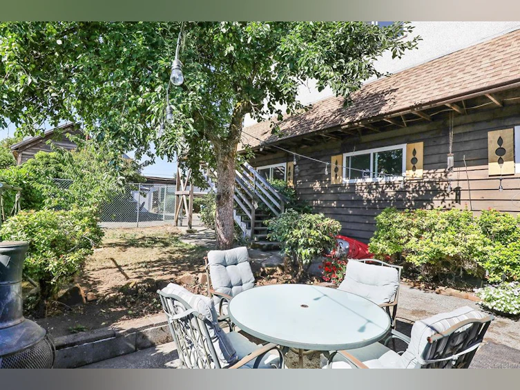 2780 Dunsmuir Avenue, Cumberland, BC, V0R 1S0 - 36