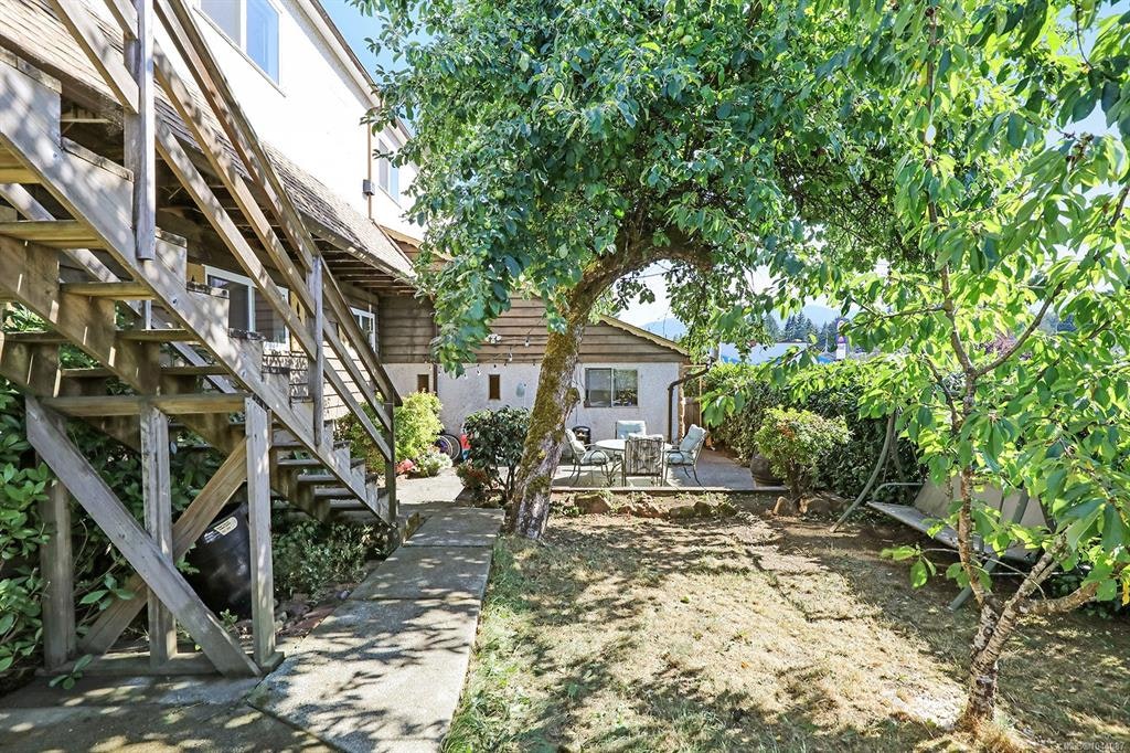 2780 Dunsmuir Avenue, Cumberland, BC, V0R 1S0 - 37