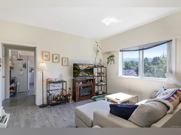 2780 Dunsmuir Avenue, Cumberland, BC, V0R 1S0 - 17