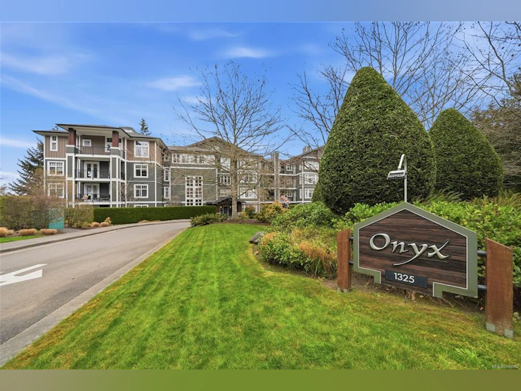 101-1325 Cape Cod Drive, Parksville, BC, V9P 2Y8 - 2
