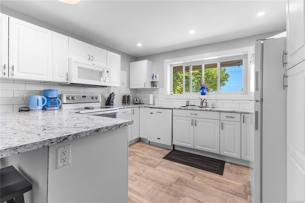 604 Galerno Road, Campbell River, BC, V9W 5Y2 - 36