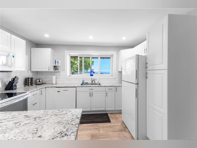604 Galerno Road, Campbell River, BC, V9W 5Y2 - 37