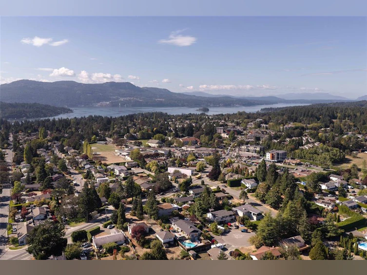 7031 West Saanich Road, Central Saanich, BC, V8M 1G8 - 37