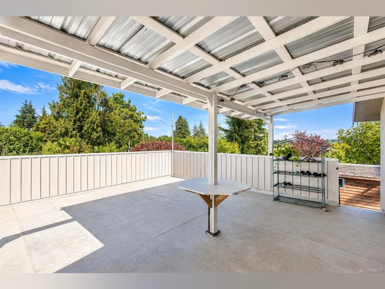 7031 West Saanich Road, Central Saanich, BC, V8M 1G8 - 17