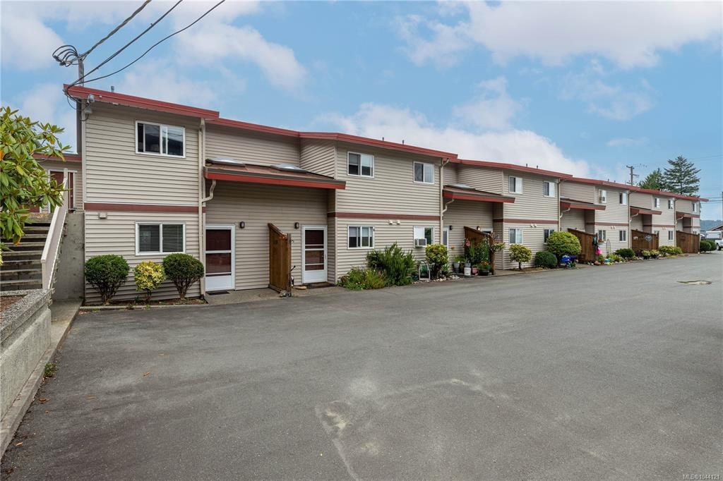 110-824 S Island Highway, Campbell River, BC, V9W 1A8