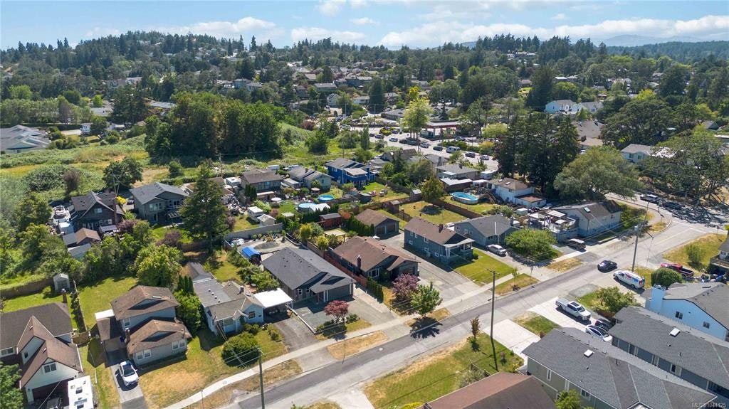 1171 Roy Road, Saanich, BC, V8Z 2X5 - 33
