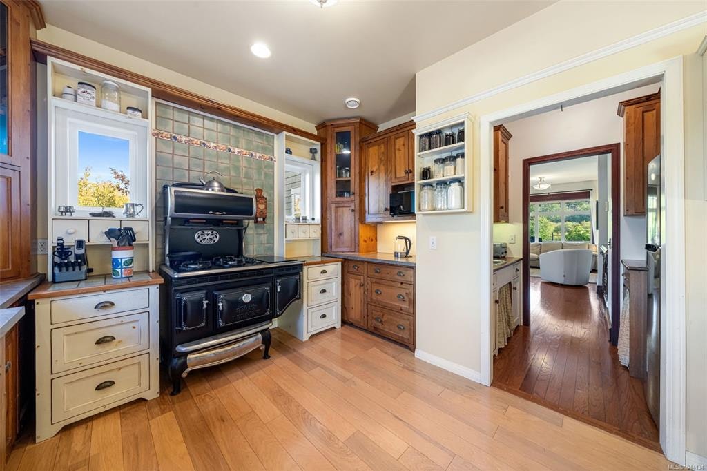 1559 Tatlo Road, Crofton, BC, V0R 1R0 - 27