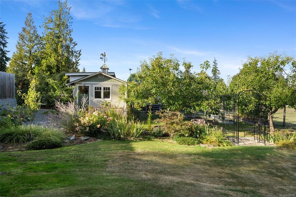 1559 Tatlo Road, Crofton, BC, V0R 1R0 - 13