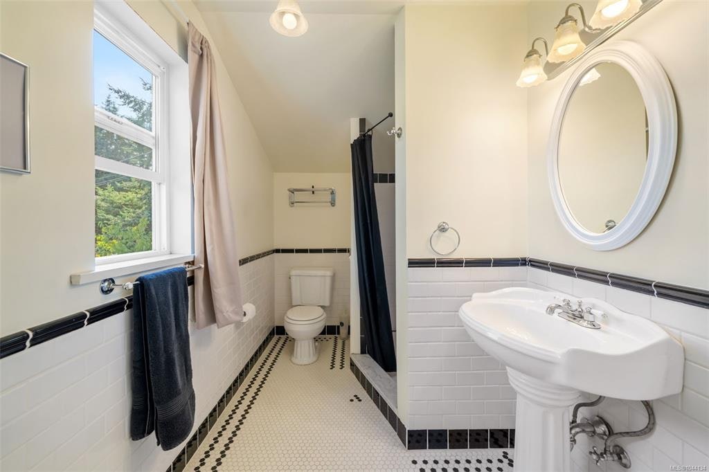 1559 Tatlo Road, Crofton, BC, V0R 1R0 - 46
