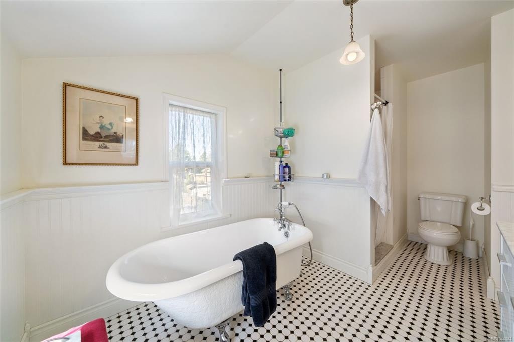1559 Tatlo Road, Crofton, BC, V0R 1R0 - 39
