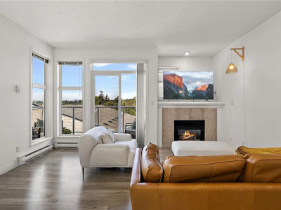 404-1258 Esquimalt Road - 2