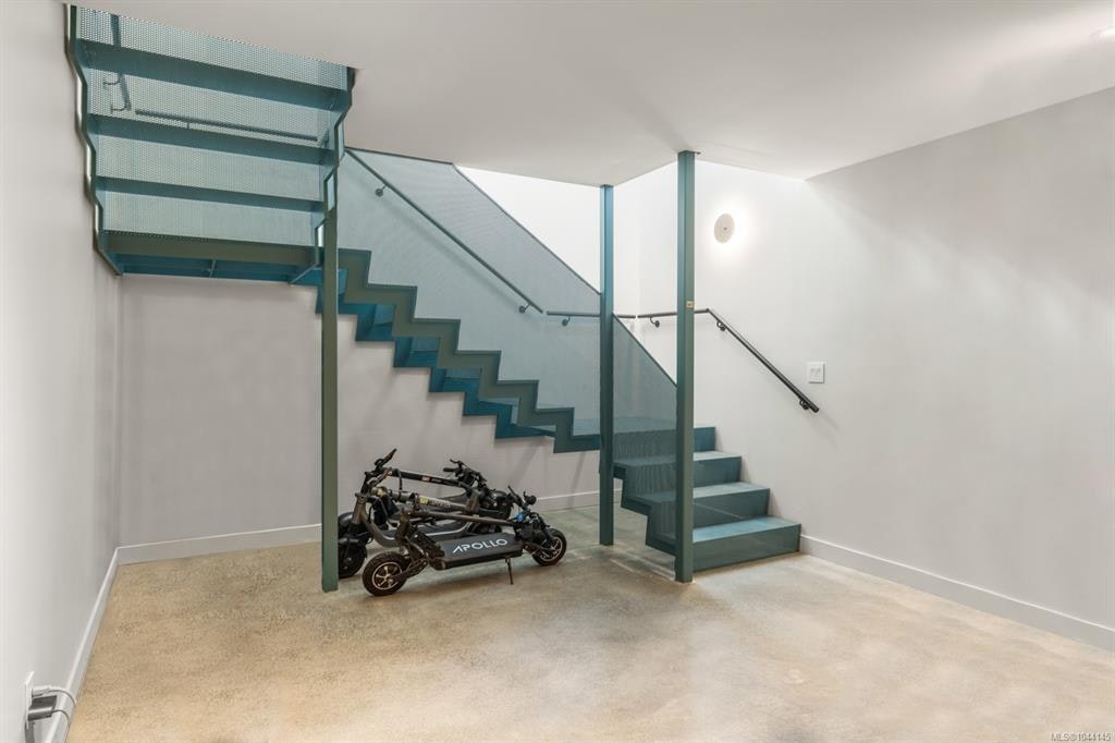 3025 Jackson Street, Victoria, BC, V8T 3Z7 - 26