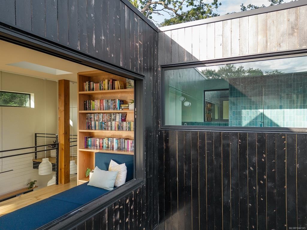 3025 Jackson Street, Victoria, BC, V8T 3Z7 - 20