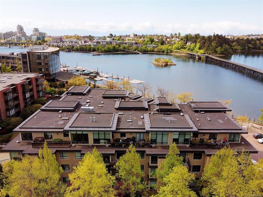 206-330 Waterfront Crescent, Victoria, BC, V8T 5K3