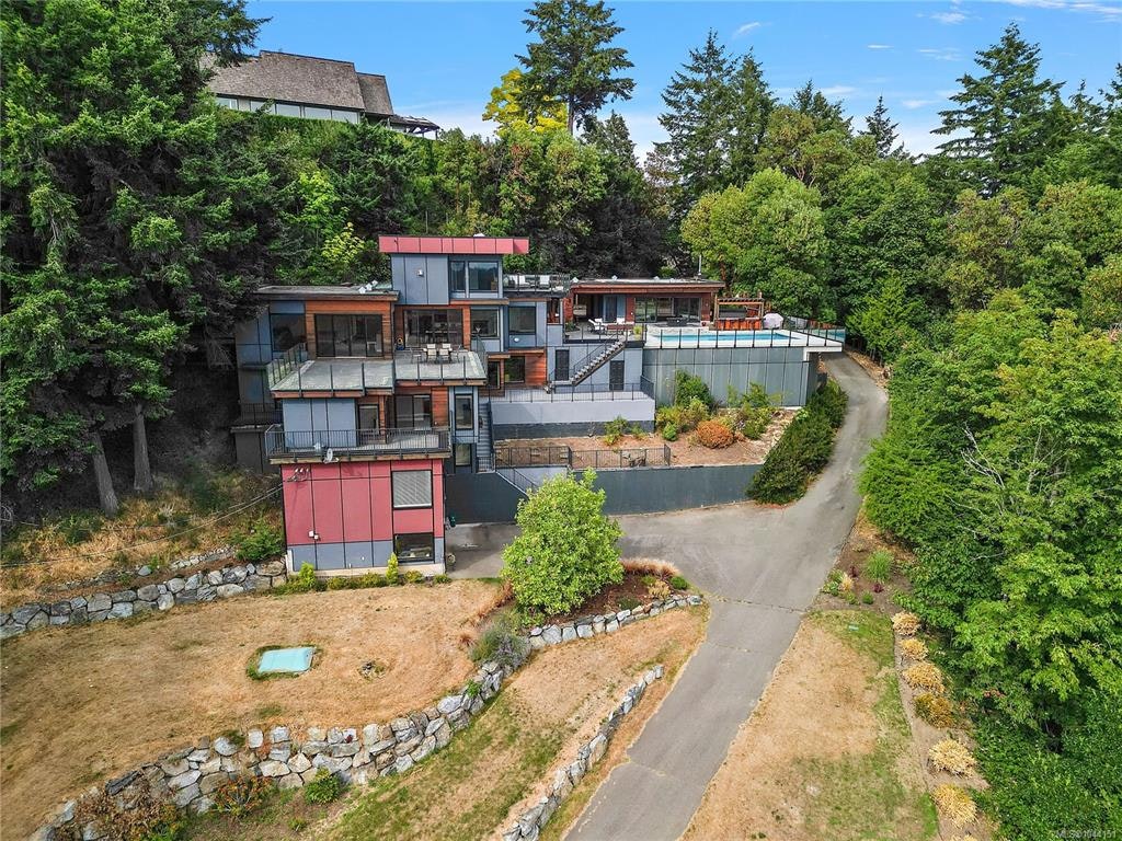 11295 Acorn Place, North Saanich, BC, V8L 5K7