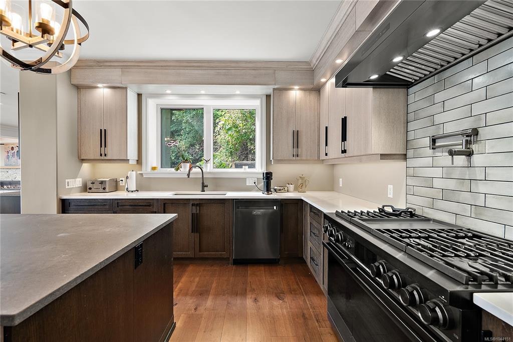 11295 Acorn Place, North Saanich, BC, V8L 5K7 - 6