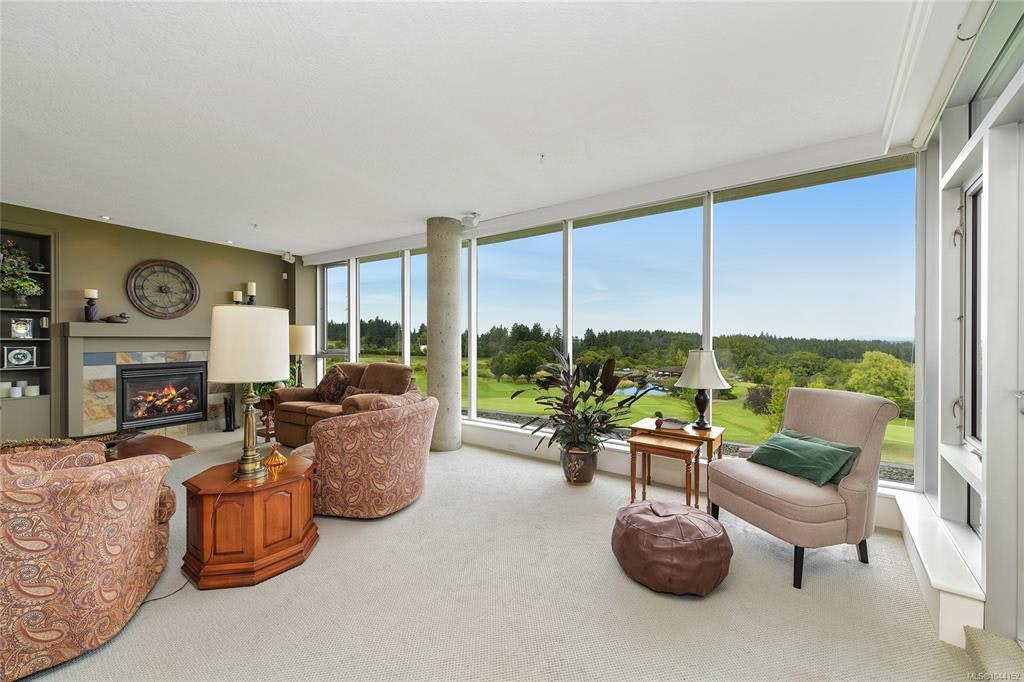 307-5332 Sayward Hill Crescent, Saanich, BC, V8Y 3H8 - 8