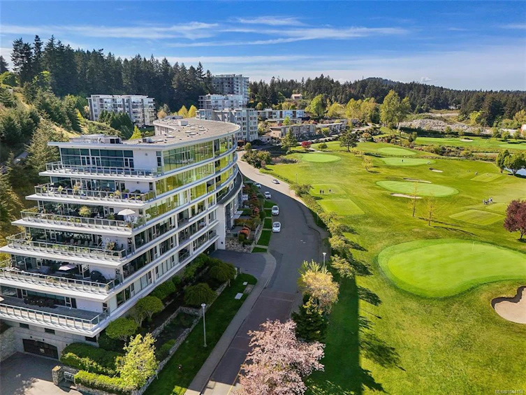 307-5332 Sayward Hill Crescent, Saanich, BC, V8Y 3H8 - 71