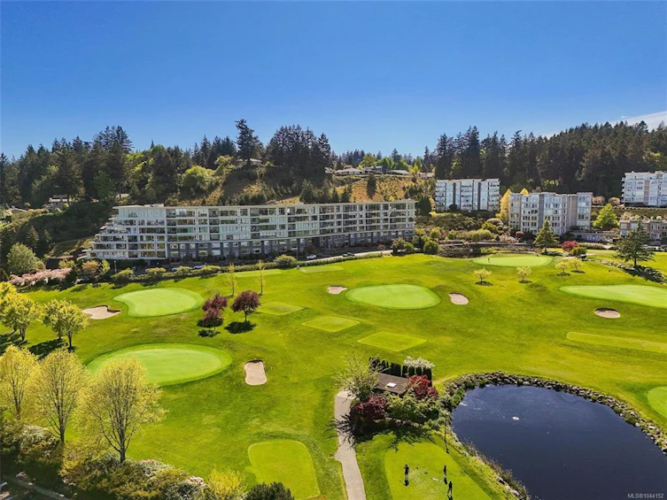 307-5332 Sayward Hill Crescent, Saanich, BC, V8Y 3H8 - 68