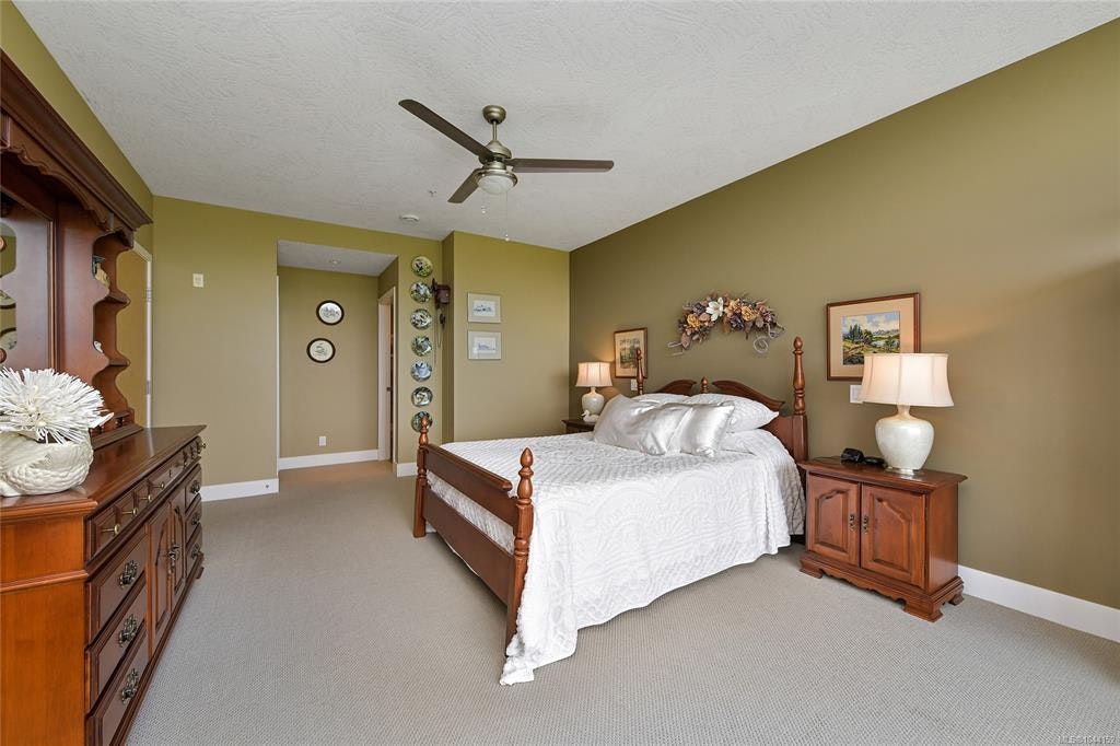 307-5332 Sayward Hill Crescent, Saanich, BC, V8Y 3H8 - 32