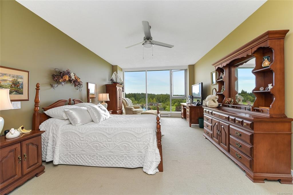 307-5332 Sayward Hill Crescent, Saanich, BC, V8Y 3H8 - 28