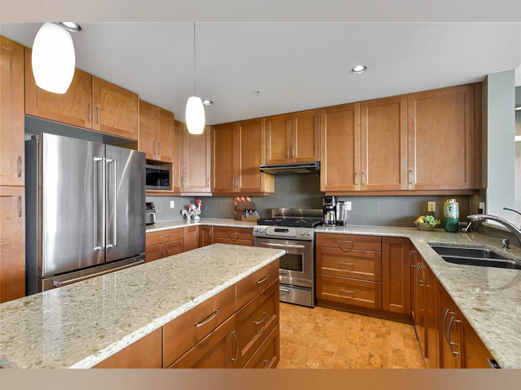 307-5332 Sayward Hill Crescent, Saanich, BC, V8Y 3H8 - 22
