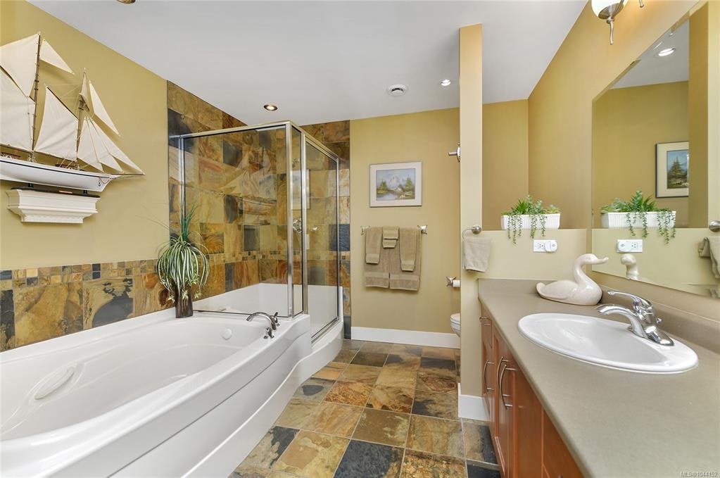 307-5332 Sayward Hill Crescent, Saanich, BC, V8Y 3H8 - 33