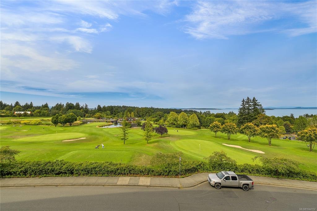 307-5332 Sayward Hill Crescent, Saanich, BC, V8Y 3H8 - 56