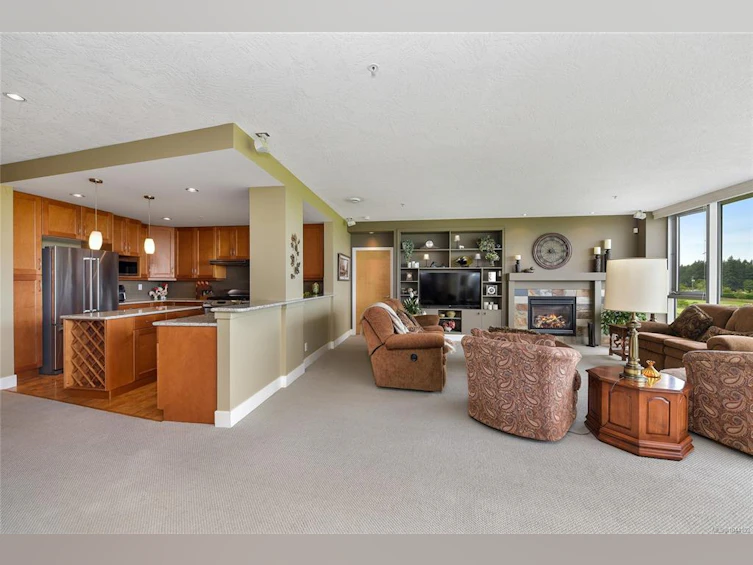 307-5332 Sayward Hill Crescent, Saanich, BC, V8Y 3H8 - 12