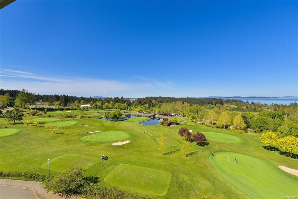 307-5332 Sayward Hill Crescent, Saanich, BC, V8Y 3H8 - 64