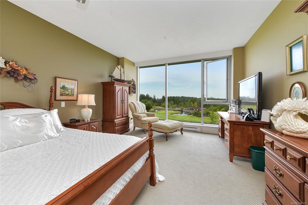 307-5332 Sayward Hill Crescent, Saanich, BC, V8Y 3H8 - 29
