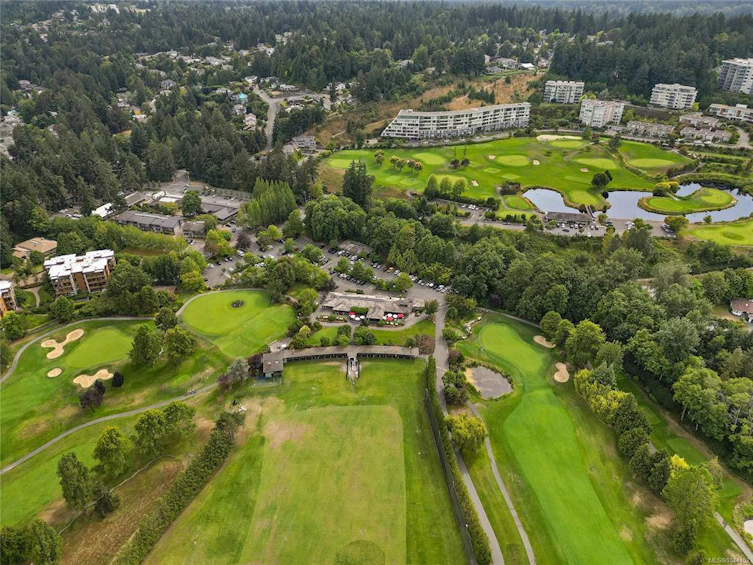 307-5332 Sayward Hill Crescent, Saanich, BC, V8Y 3H8 - 54