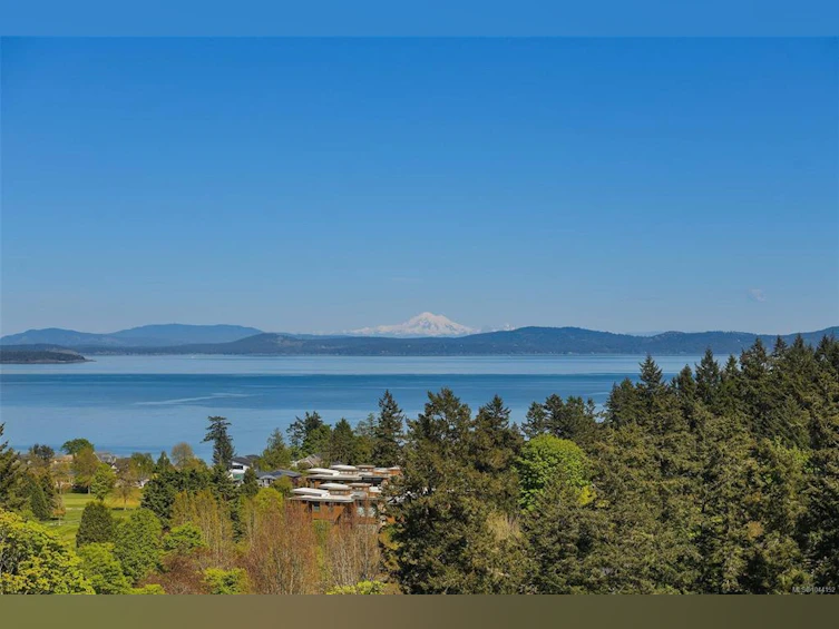 307-5332 Sayward Hill Crescent, Saanich, BC, V8Y 3H8 - 65