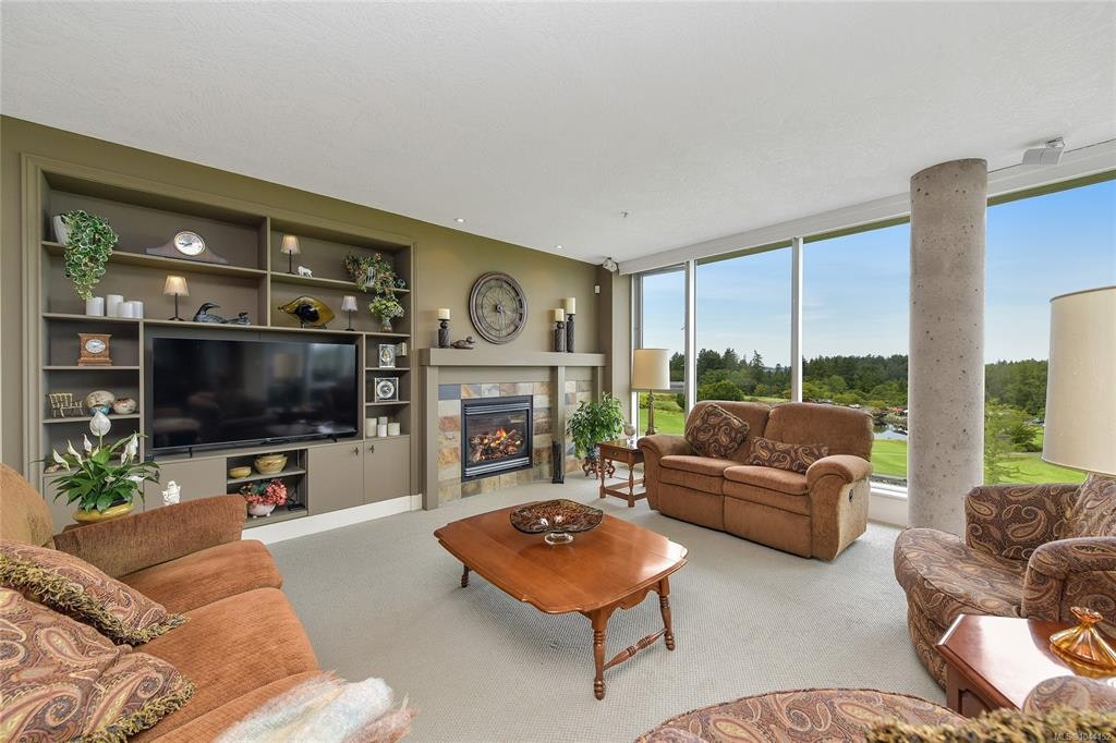 307-5332 Sayward Hill Crescent, Saanich, BC, V8Y 3H8 - 9