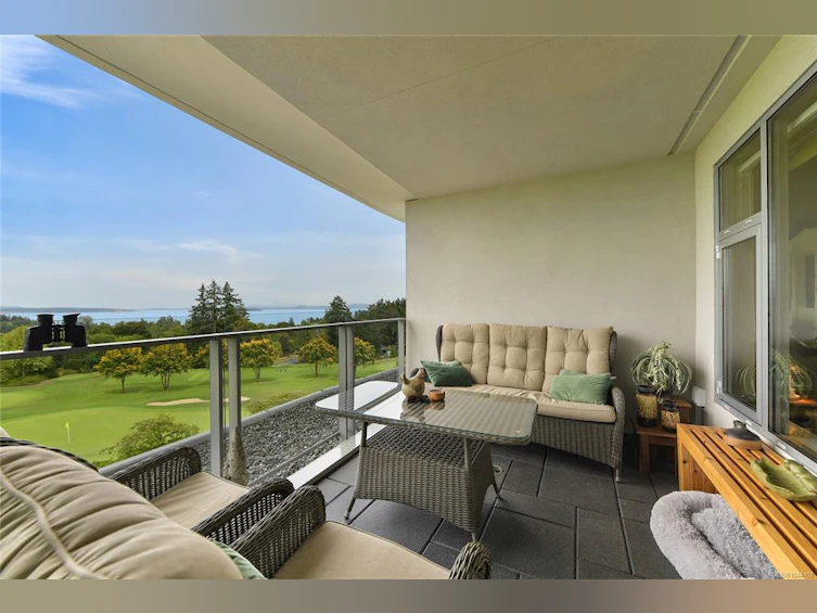 307-5332 Sayward Hill Crescent, Saanich, BC, V8Y 3H8 - 15