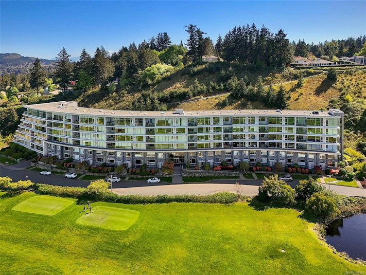 307-5332 Sayward Hill Crescent, Saanich, BC, V8Y 3H8 - 58