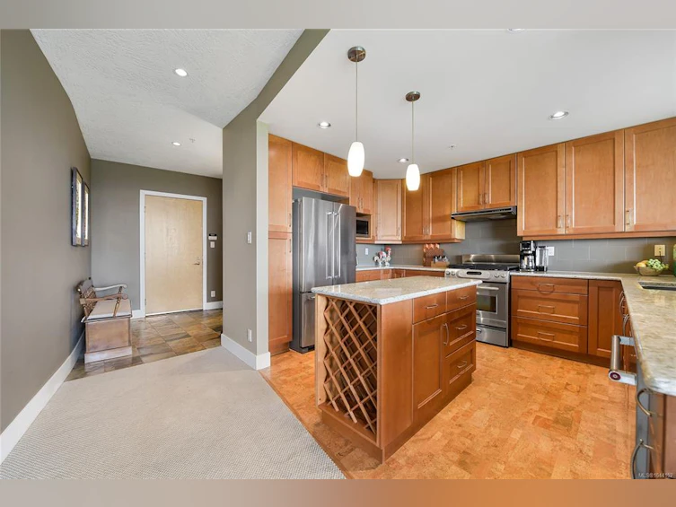 307-5332 Sayward Hill Crescent, Saanich, BC, V8Y 3H8 - 25