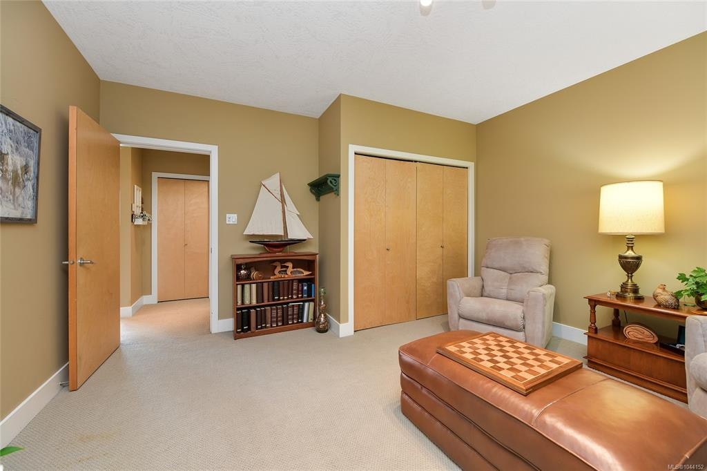 307-5332 Sayward Hill Crescent, Saanich, BC, V8Y 3H8 - 27