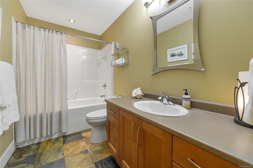 307-5332 Sayward Hill Crescent, Saanich, BC, V8Y 3H8 - 45