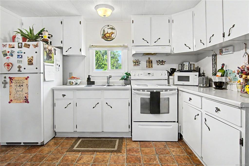 38 Honey Drive, Nanaimo, BC, V9R 5N1 - 6