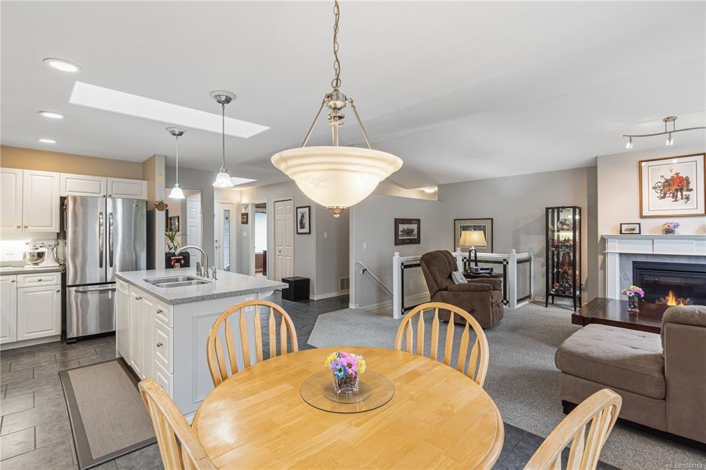 1107 Aery View Way, French Creek, BC, V9P 2N9 - 16