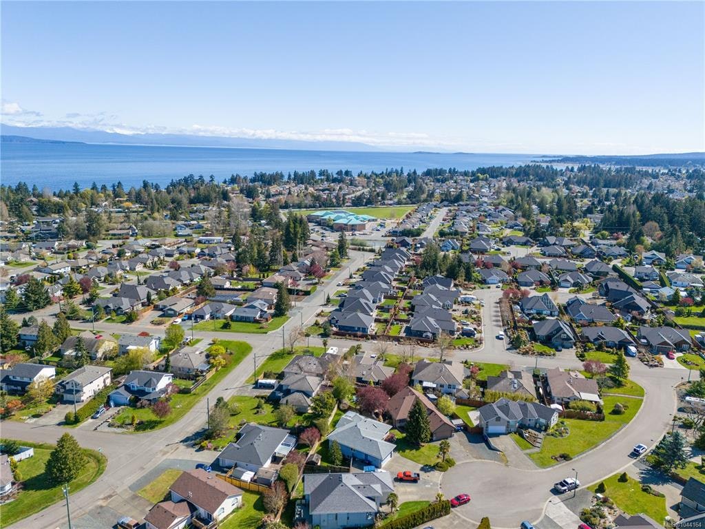 1107 Aery View Way, French Creek, BC, V9P 2N9 - 56