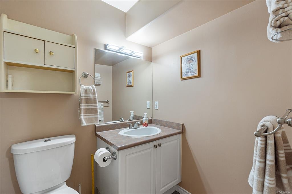1107 Aery View Way, French Creek, BC, V9P 2N9 - 28