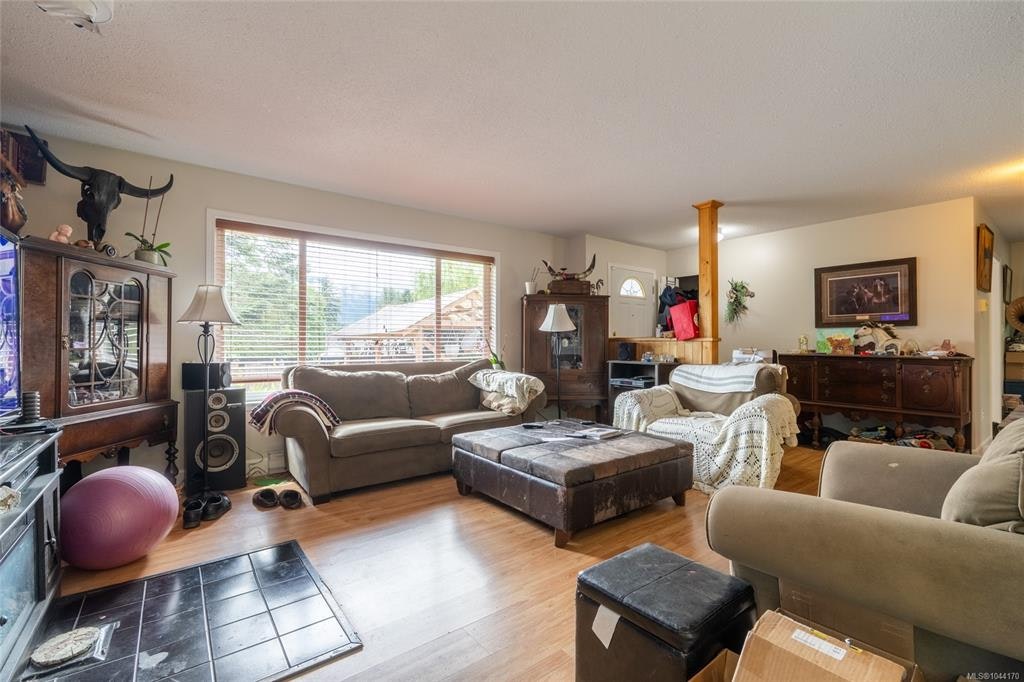 135 Macdonald Road, Lake Cowichan, BC, V0R 2G0 - 8