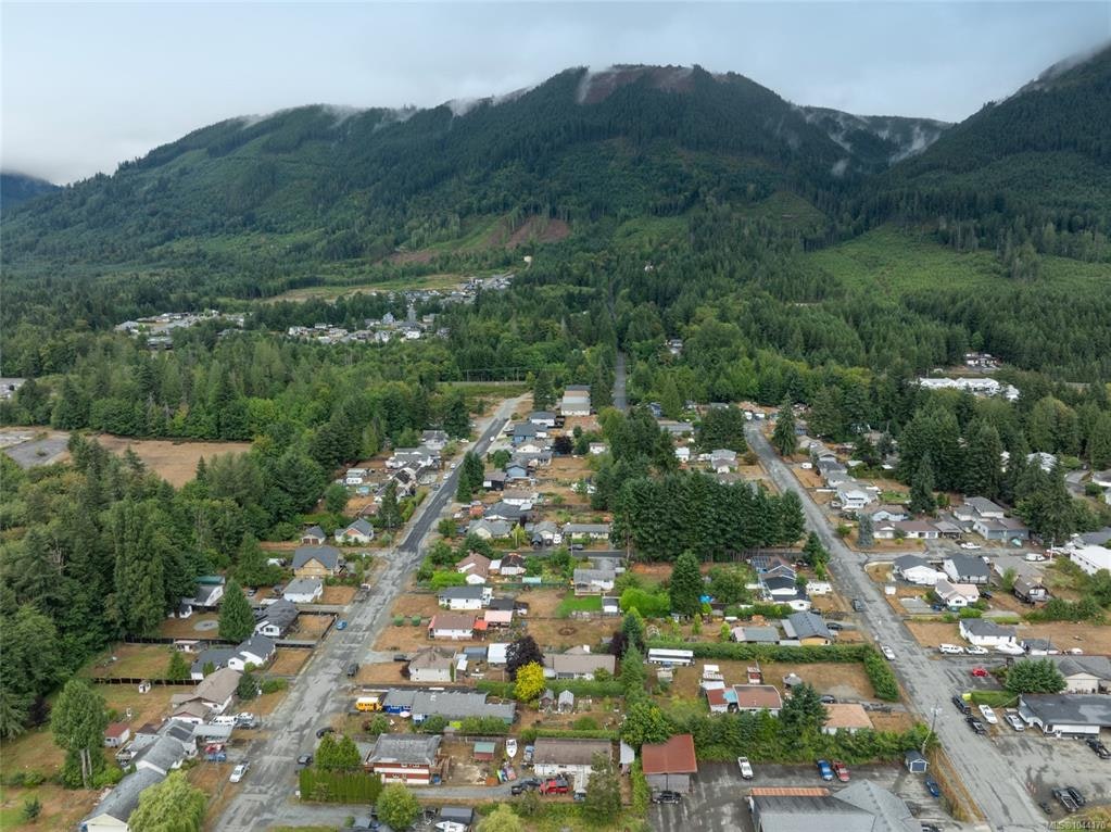 135 Macdonald Road, Lake Cowichan, BC, V0R 2G0 - 27