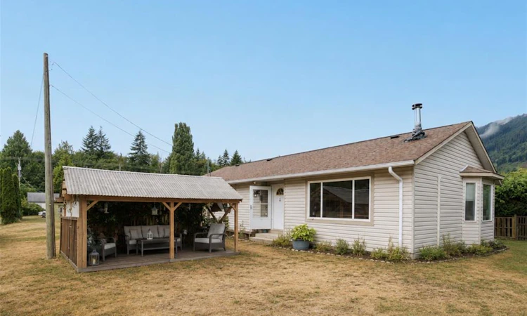 135 Macdonald Road