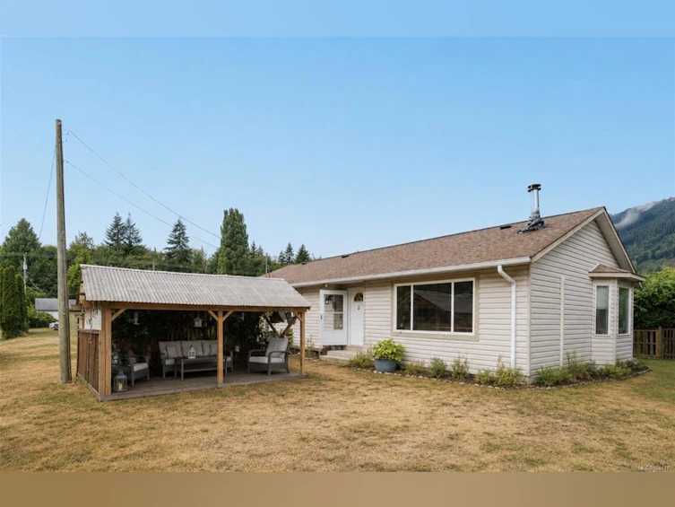 135 Macdonald Road, Lake Cowichan, BC, V0R 2G0
