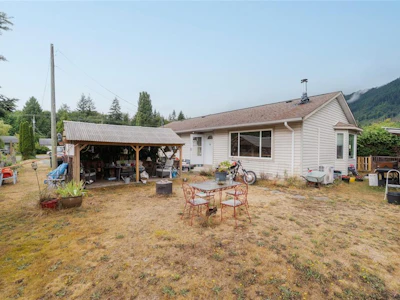 135 Macdonald Road - 2