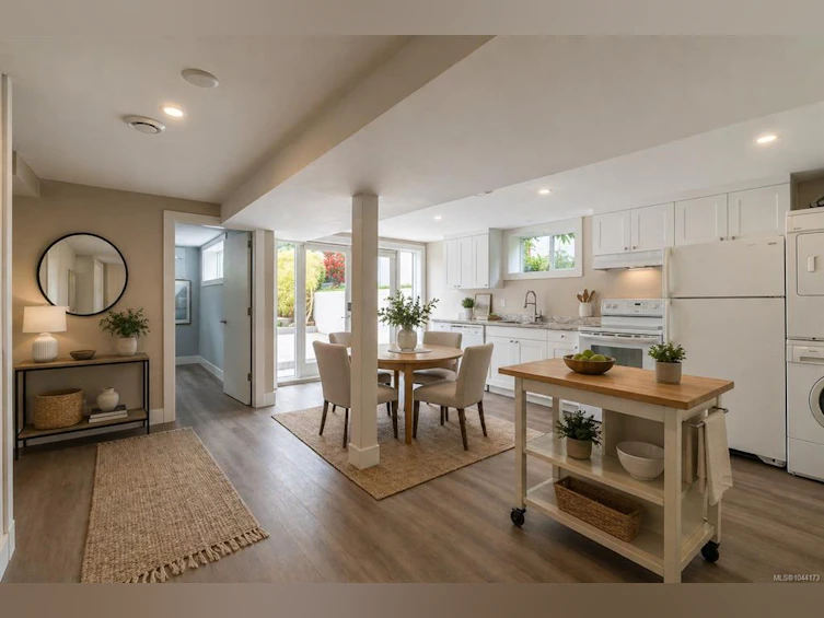 218 Beach Drive, Oak Bay, BC, V8S 2M1 - 46